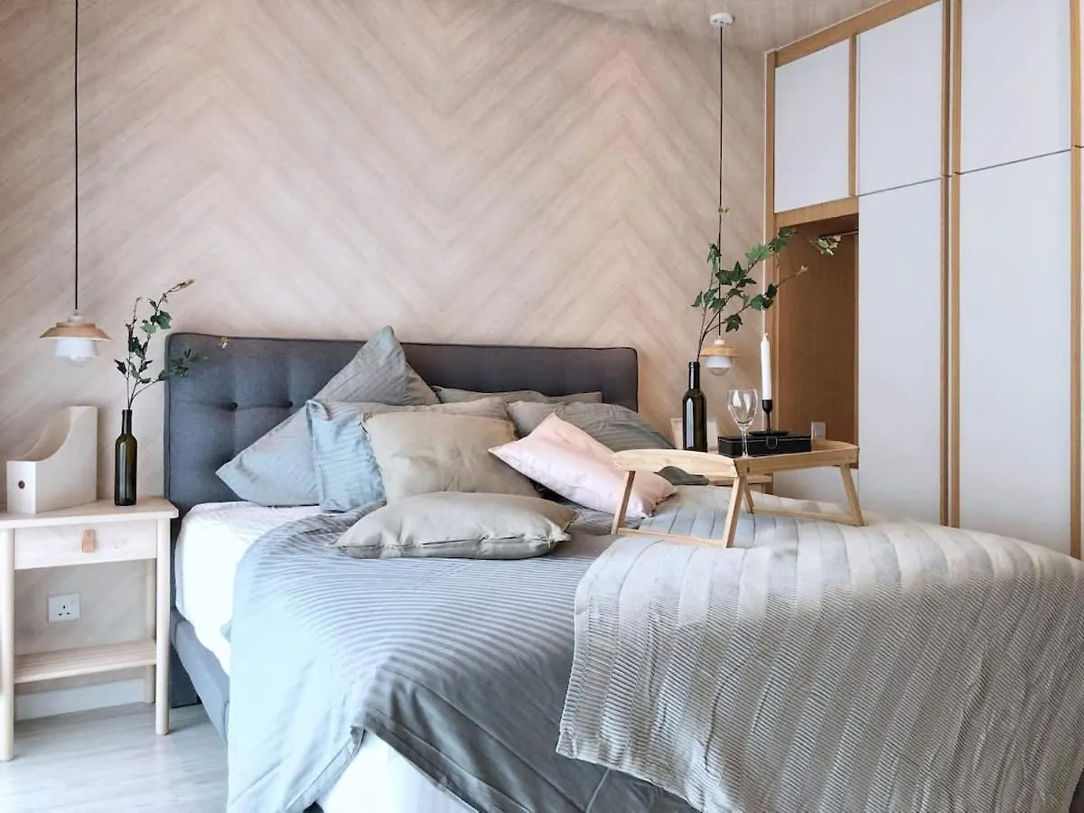 A Gorgeous & Lux 2Br Suasana Suites 2 In Jb contacts